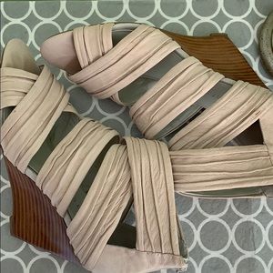 Nine West studio Cutout wedge heel cream, S7 1/2M